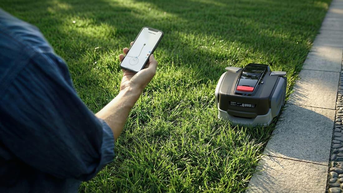 How Long Does It Take to Mow a Lawn